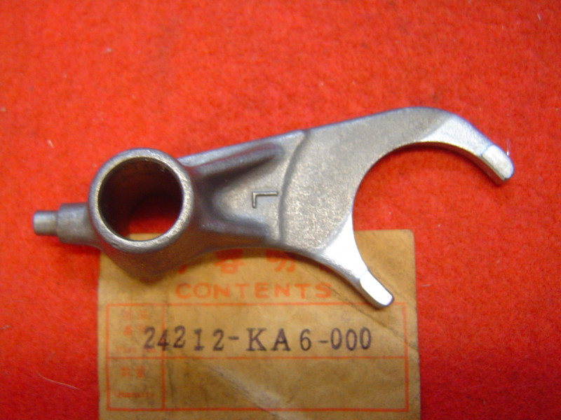 Fourchette Boîte de Vitesse Gauche Honda XR250 - 24212KA6000