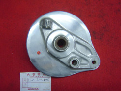 Flasque frein arrière Honda XL250 - Réf. 43100-329-010