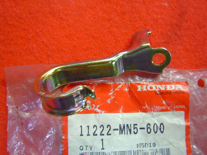 Agrafe Tuyau Honda GL1500 88/97 – Réf. 11222MN5600