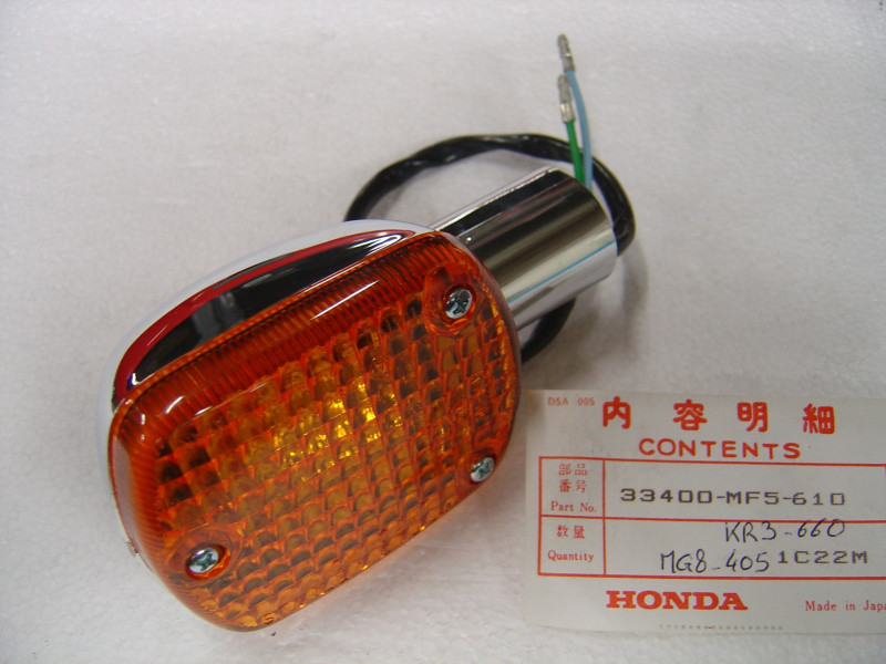 Clignotant Avant Droit Honda VT500C VT1100C - Réf 33400MF5610