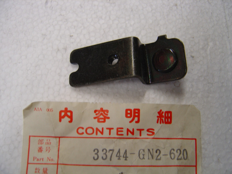 Support NE/ND50 Honda - Référence 33744-GN2-620