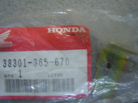 Support Centrale Clignotante Honda – Réf. 38301365670