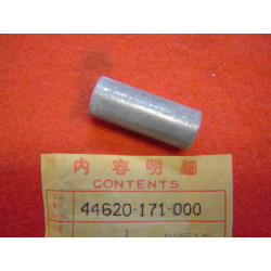 Entretoise de roulement de roue avant de C70C D E