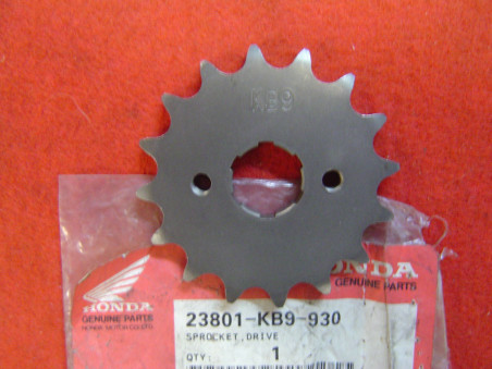 Pignon sortie boîte 16 dents Honda NX125 - Réf. 23801-KB9-930