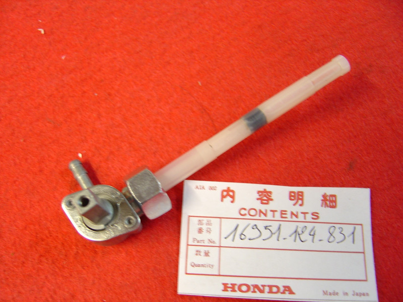 Corps robinet essence Honda MT50 MT80 - Réf. 16951124831