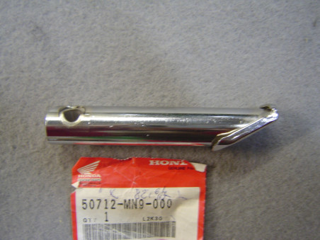 Repose-pied AR gauche Honda NX650 88-91 | Réf. 50712MN9000