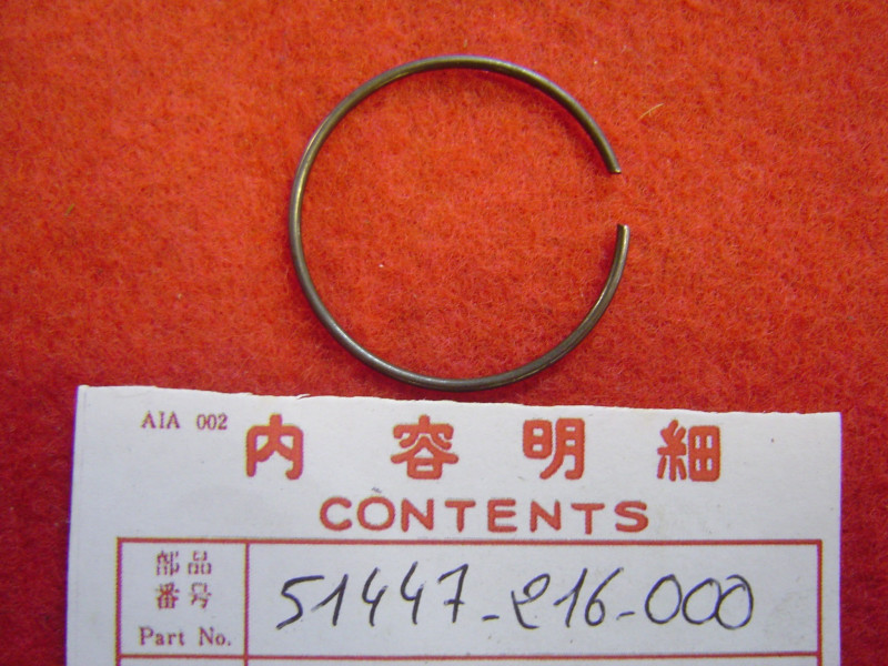 Clips tube de fourche Honda SL125 CB93 - Réf. 51447-216-000