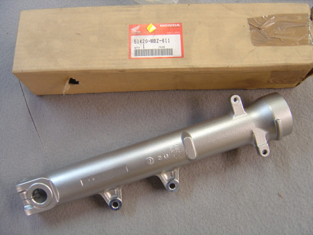 Fourreau de fourche droit Honda CB600F – Réf. 51420MBZ611