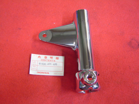 Support phare gauche Honda GL1000 K3 – Réf. 51606431670
