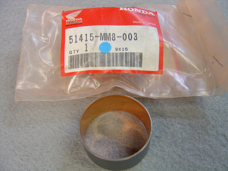 Bague de guidage fourche Honda 51415MM8003