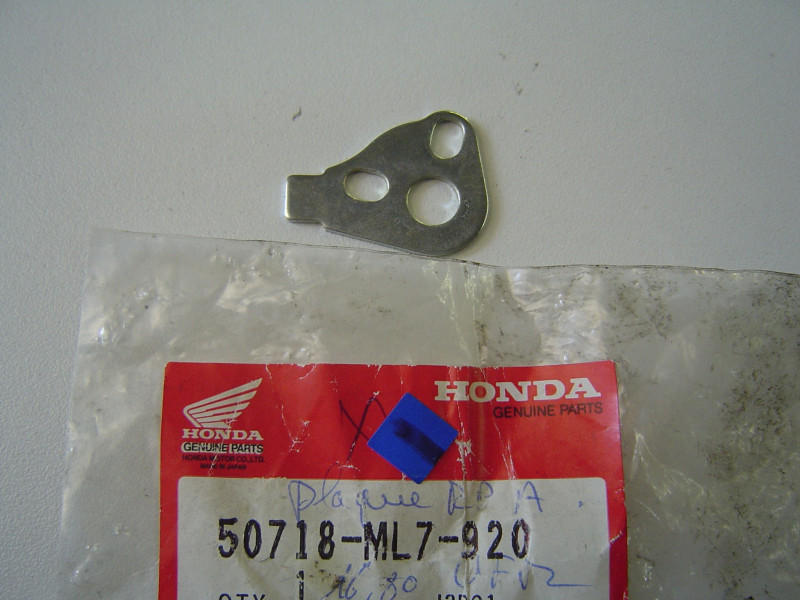 Plaque verrouillage repose-pied AR Honda VFR750 88-89
