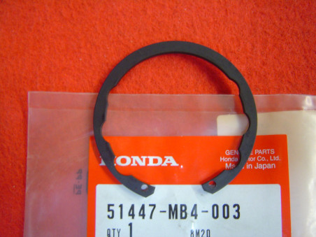 Circlips interne joints fourche Honda – Réf. 51447MB4003