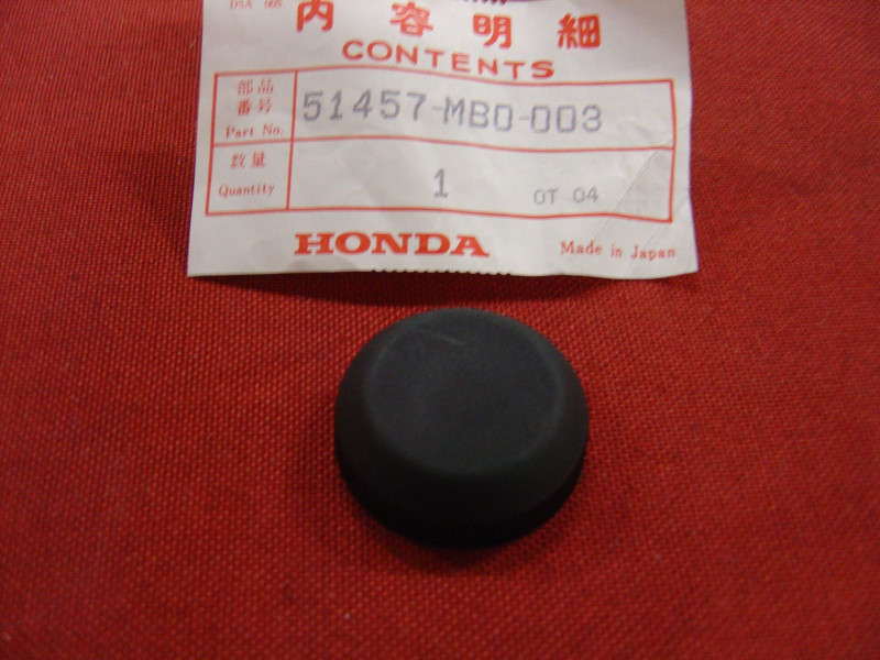 Bouchon fourche Honda VF750 VF500 - Réf. 51457-MB0-003