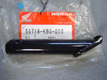 Barre Repose-Pied Arrière Gauche Honda SH50 - 50718KBG000