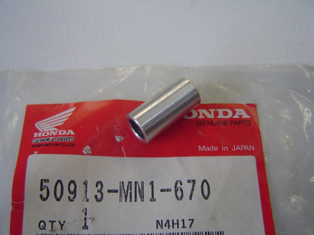 Entretoise glissière chaîne Honda XR600 88-90 – Réf. 50913MN1670