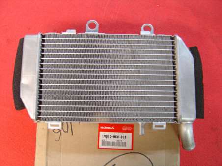 Radiateur gauche Honda VFR800 2002-2008 - Occasion Réf. 19010-MCW-D01