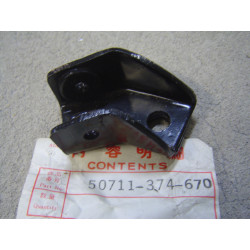Chape de repose pied AR coté droit CB550F-K CB750F1 HONDA 50711-374-670