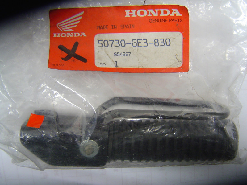 Repose-pied arrière gauche Honda NSR50 89 - Réf 50730GE3830
