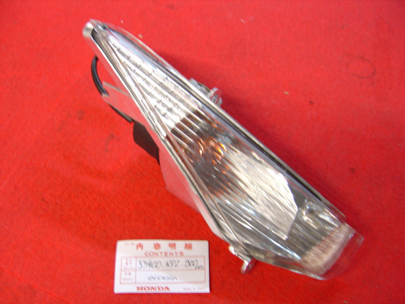 Clignotant AV droit Honda SES 125 Dylan 02/06 - Occasion
