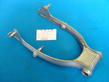 Bras oscillant Honda DAX ST70K 89 - Réf. 52100098020ZL