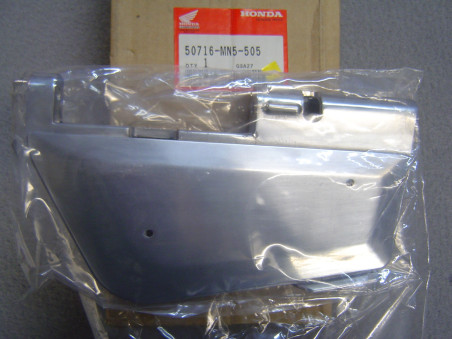 Plaque droite repose-pied Honda GL1500 88/89 – Réf. 50716MN5505