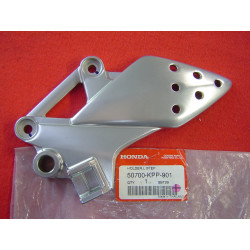 Platine repose-pied avant gauche Honda CBR125 04-10 | Réf. 50700KPP901