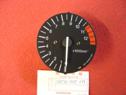 Compte tours occasion de CBR1100XX 97/98 remplace 37250MAT610