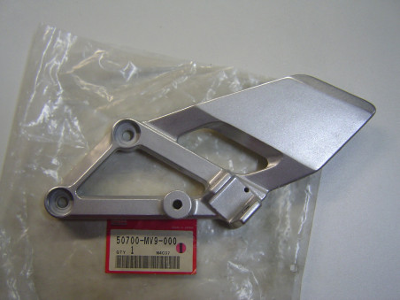 Platine repose-pied avant gauche Honda CBR600 91-94 | 50700MV9000