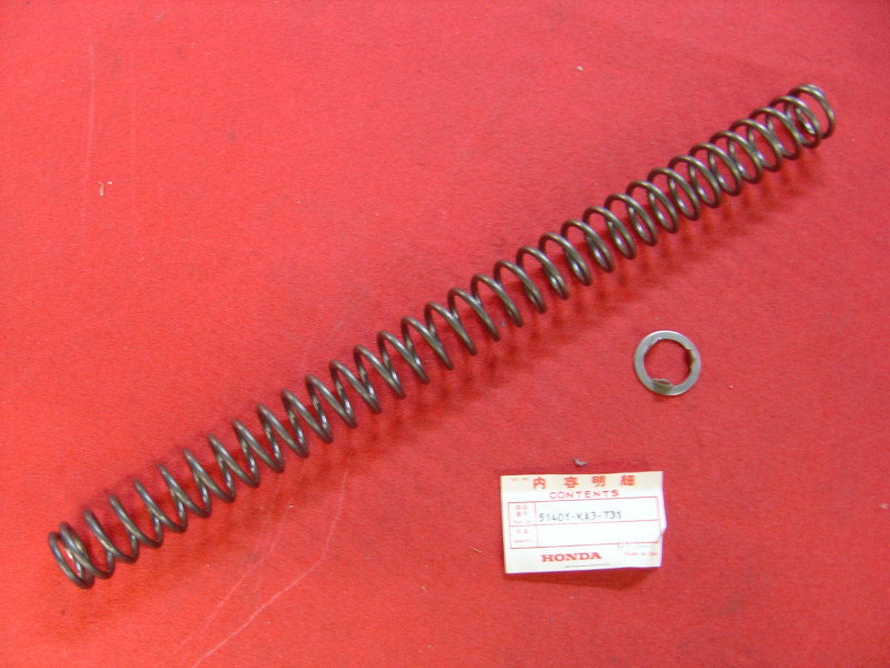 Ressort de fourche de CR125RE 84