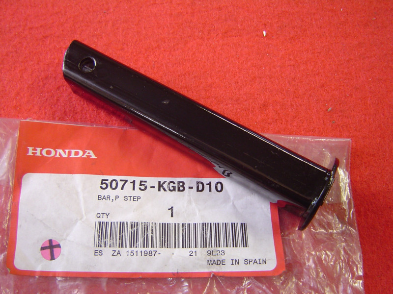 Repose-pied arrière Honda VT125C 2004-2007 | Réf. 50715KGBD10