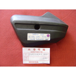 Cache Plastique Droit Honda CH250 CN250 – Réf. 51103-KM1-000