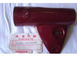 Patte de phare coté droit pour 250-350K4 couleur lie de vin pièce neuve