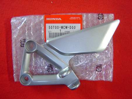 Platine Repose-Pied Avant Gauche Honda VFR800 02-09