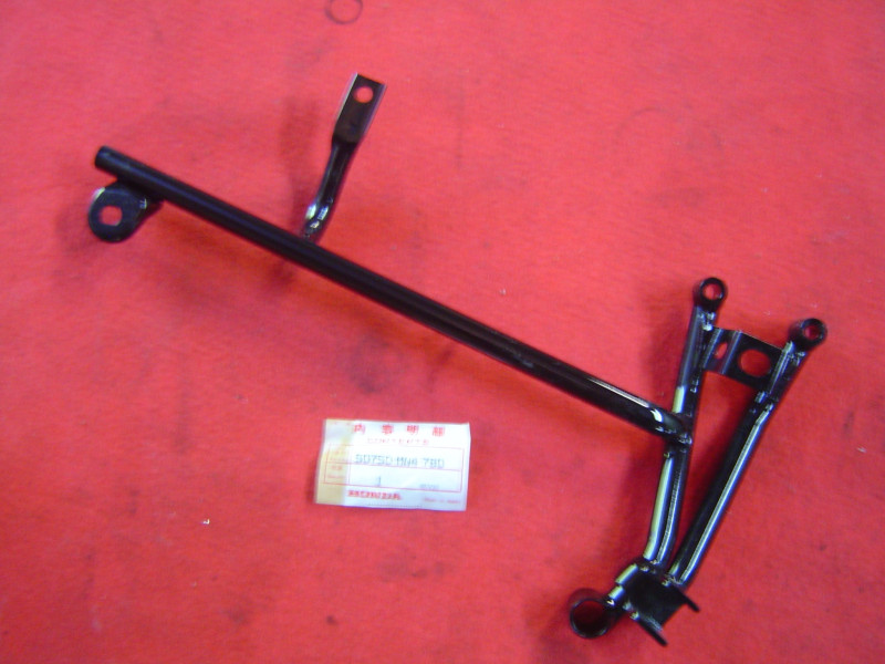 Platine repose-pied AR droit Honda CBR600 88-89 | Réf. 50750MN4780