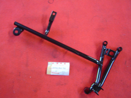 Platine repose-pied AR droit Honda CBR600 88-89 | Réf. 50750MN4780