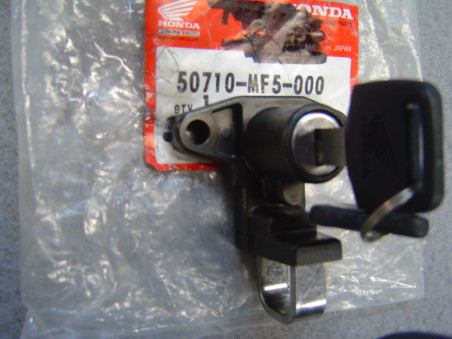 Serrure de casque Honda 50710MF5000 VT1100C CBR600F