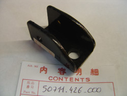 Chape de repose pieds AR de CB650Z/A/B/C/CA/CB