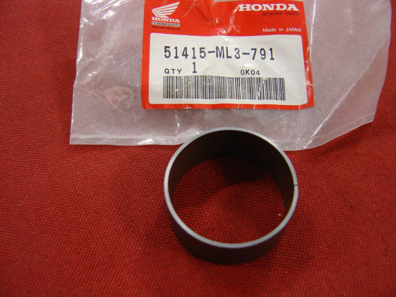 Bague de glissement fourche Honda CR 125 250 500 – Réf. 51415ML3791