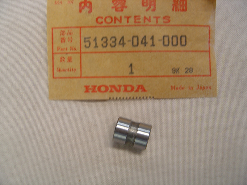 Bague Suspension Avant Honda C70 C90 - Réf. 51334-041-000