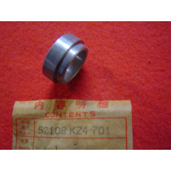 Bague épaulée bras oscillant Honda CR125R 90 – Réf. 52108KZ4701