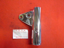 Support de phare chromé coté gauche de CL350K4 CB250-350B4 plus livrable rése