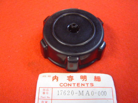 Bouchon réservoir Honda XR occasion – Réf. 17620MA0000