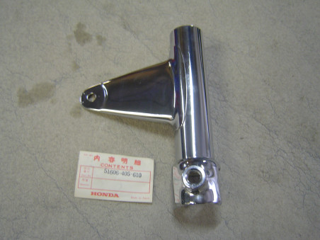 Support phare chromé gauche Honda CB750 K7 – Réf. 51606405610