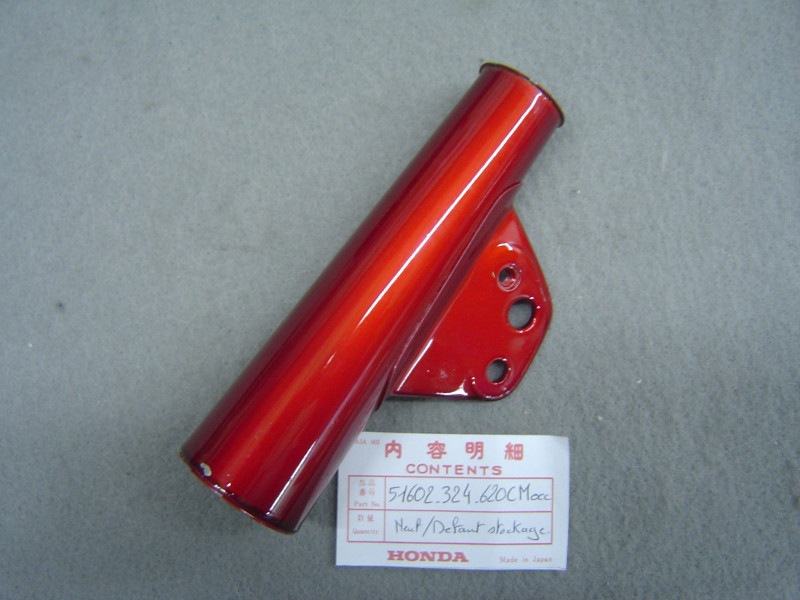 Patte de phare droit CB125S 1971 Honda 51602-324-620 occasion