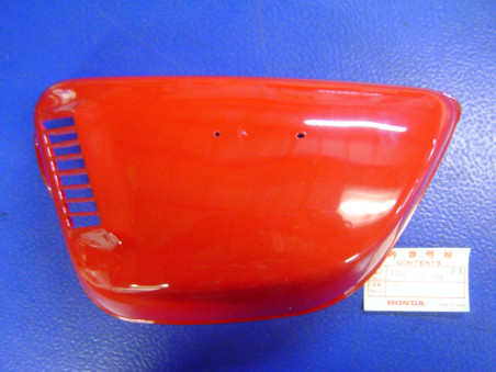 Cache latéral gauche rouge Honda CB125K5 – Occasion