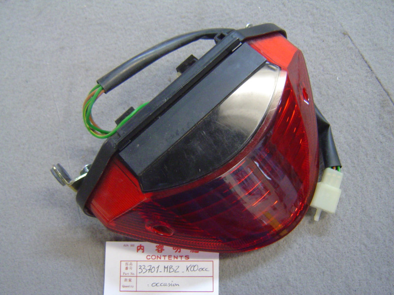 Feu AR occasion TBE de CB600F 03-06 HONDA 33701-MBZ-K00 OCC