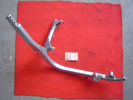 Berceau cadre droit Honda VF750FD NH104MU - Occasion