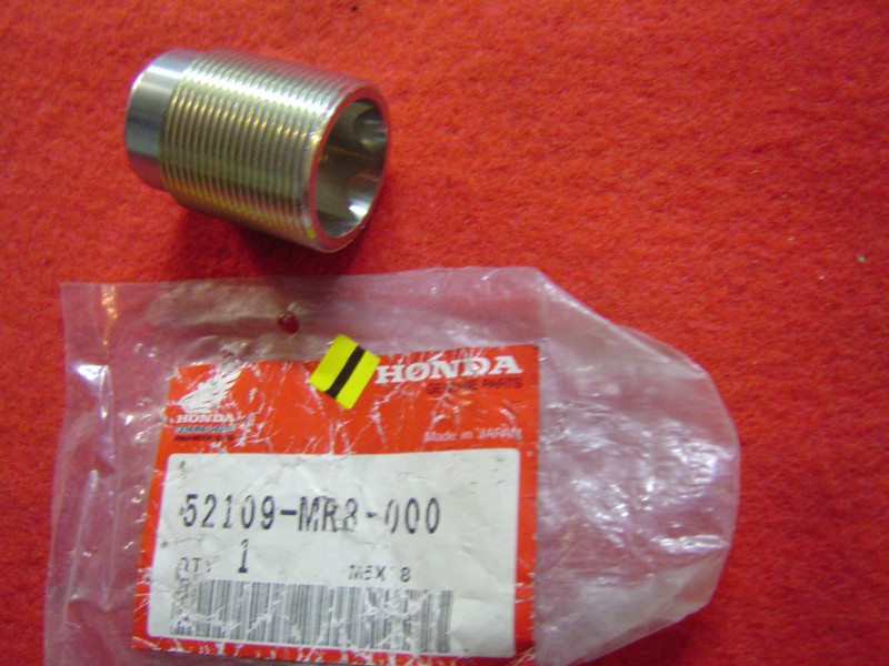 Bague épaulée bras oscillant Honda 52109MR8000