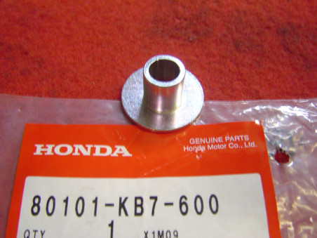 Entretoise épaulée 8x12 mm Honda 80101-KB7-600