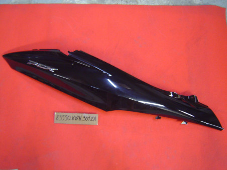 Cache latéral droit Honda PCX WW125EX 125 - NHA35M | 83550KWN901ZA